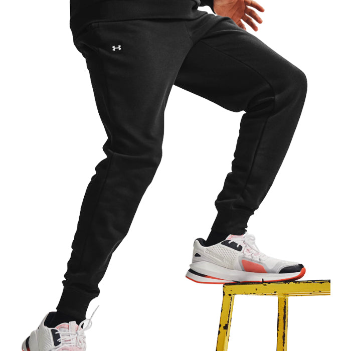 Under-Armour-Rival-Fleece-Joggers-Under-Armour-Pantaloni-Black-Onyx-White-Pantaloni-Tempo-Libero-Uomo